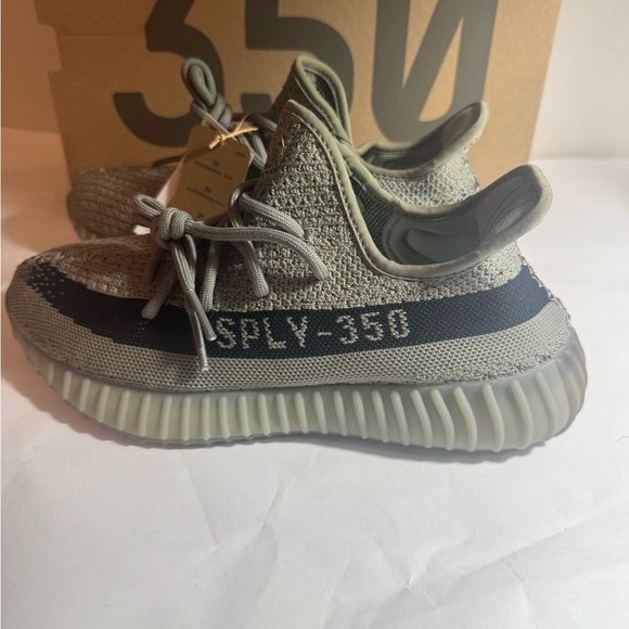 New Adidas Yeezy 350 v2 boost SPLY-350 granit size 7 men’s shoes - Picture 2 of 6
